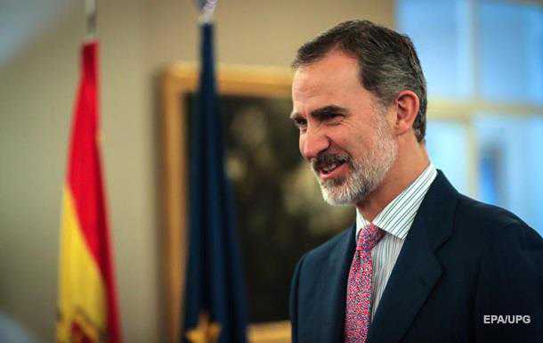 Король Испании отказался от наследства из-за скандала