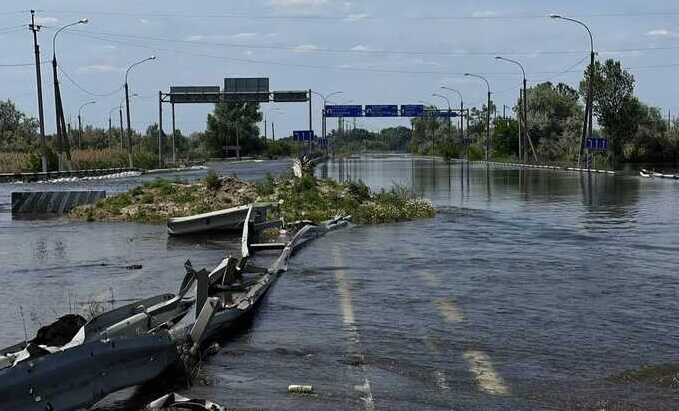 Обрушение плотины Каховской ГЭС вытащило наружу кадровый коллапс в МЧС