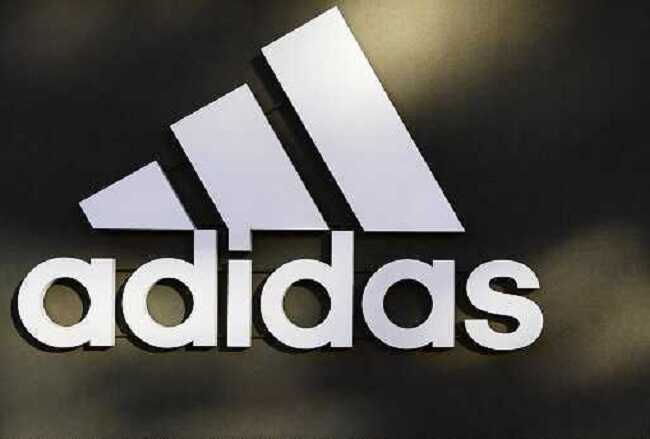 Яков Панченко переобует всех из Adidas