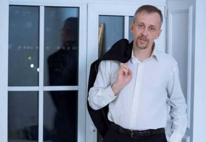 Задержан адвокат Навального Василий Дубков