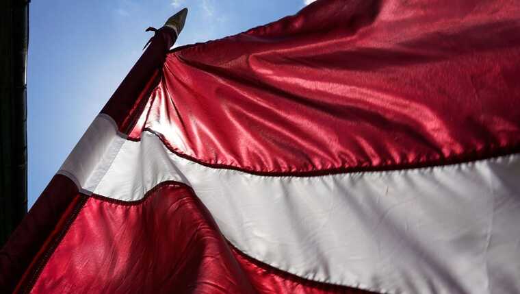 Латвии предложили ввести налог для населения на оборону