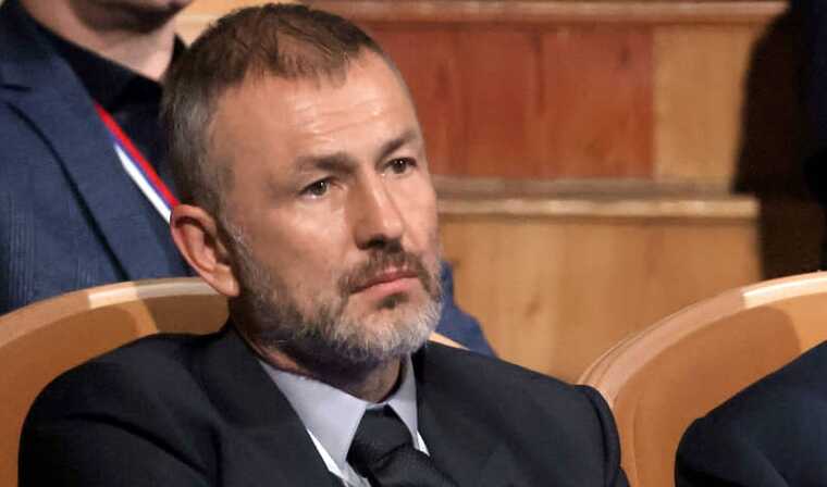 За «бедного» Мельниченко «замолвит» Карлсон?