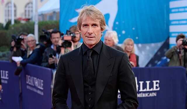 Майкл Бэй работает над фильмом и телевизионной франшизой по «Skibidi Toilet»