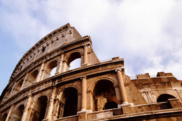 Тысячи людей в Риме протестуют против плана ЕС по росту военных расходов