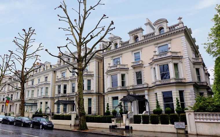 Богатые жители покидают лондонские кварталы Кенсингтон и Челси