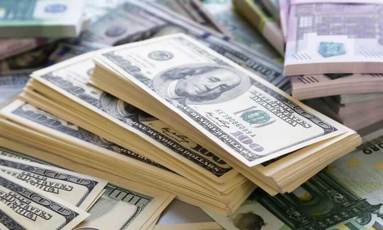 Капитал российских богачей вырос до рекордных 625 миллиардов долларов