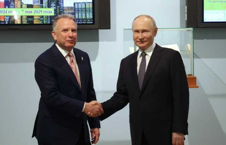 Встречу Путина и Уиткоффа в Кремле сравнили с историческим событием 1945 года