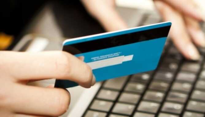 Заключение под финансовый колпак: как силовики используют финансовый контроль для мониторинга граждан