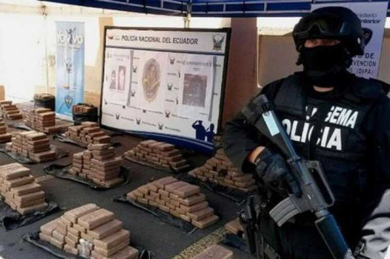 Лидера албанской мафии в Эквадоре обвиняют в отмывании денег через компании ОАЭ