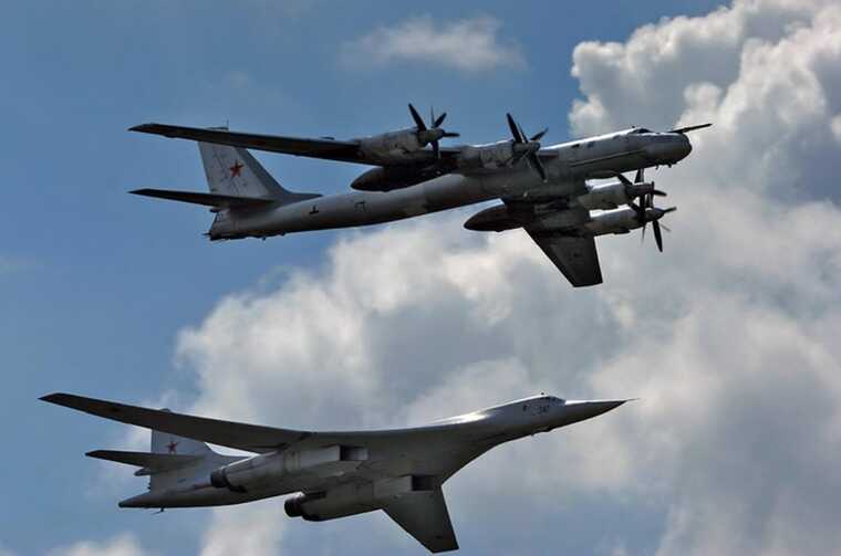 Более десяти российских стратегических бомбардировщиков пострадали в результате украинской атаки