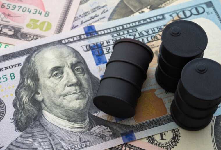 Эскалация на Ближнем Востоке вызвала рост цены нефти Brent почти до 70 долларов