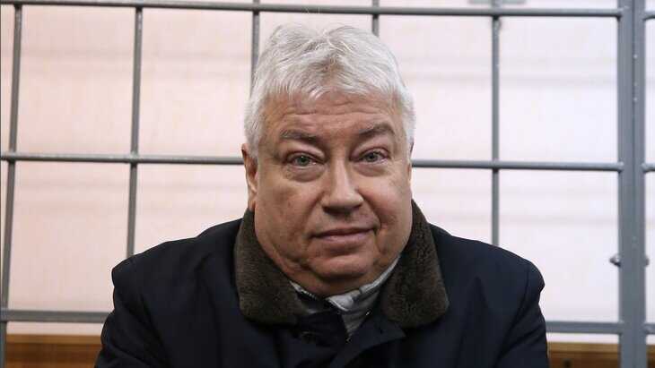 Экс-глава Татфондбанка Роберт Мусин получил освобождение от тюрьмы из-за болезни