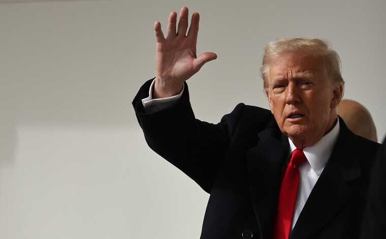 США прекращают переговоры с Канадой и угрожают новыми пошлинами