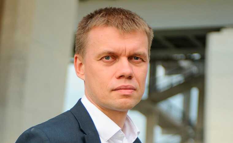 Политик Евгений Ступин впервые получил штраф за посты в заблокированной соцсети X