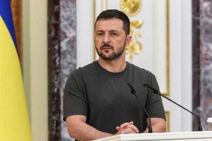 Еврокомиссия уволила переводчицу за утечку информации с закрытых переговоров Зеленского