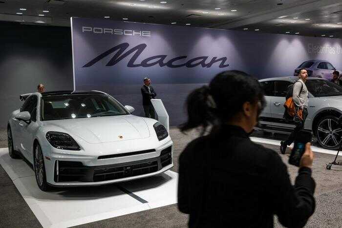 Немецкие автоконцерны реагируют падением акций на возможное введение новых пошлин