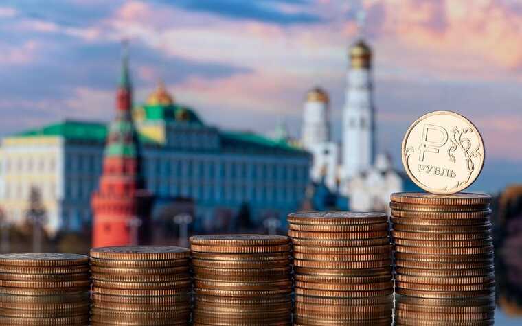 Крепкий рубль и рост импорта разрушают отечественных производителей, а Минпромторг бездействует