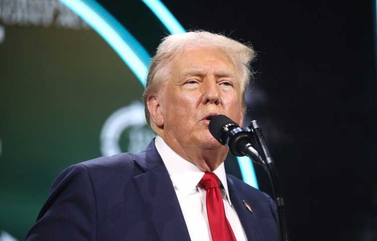 Трамп пообещал быстро покончить с объединением стран БРИКС