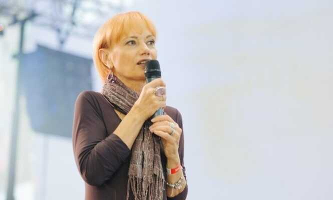 Людмила Телень требует через суд наказать команду Соловьёва за публикацию её паспорта