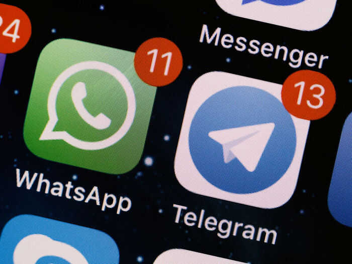 Роскомнадзор подтвердил ограничение звонков в WhatsApp и Telegram