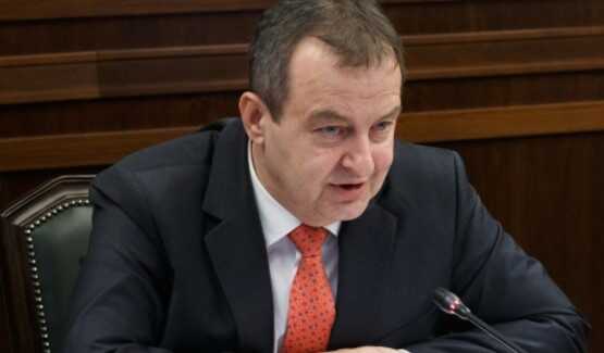 Конверт с пулями доставлен в здание правительства Сербии на фоне массовых протестов