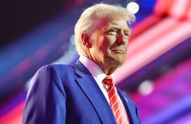 Трамп направил крупнейшую за последние годы военно-морскую группировку к Венесуэле