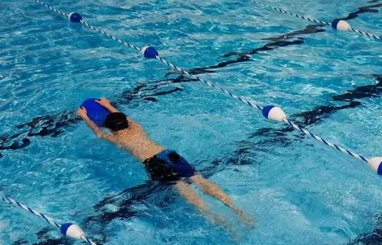 Более 300 детей в Южном Бутове остались без бассейна из-за затянувшегося капремонта