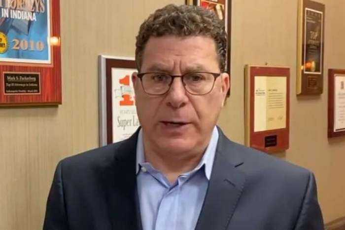 Адвокат Марк Цукерберг оспаривает блокировки своего аккаунта в Facebook