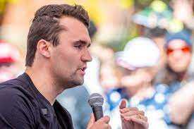 Чарли Кирк в критическом состоянии после покушения