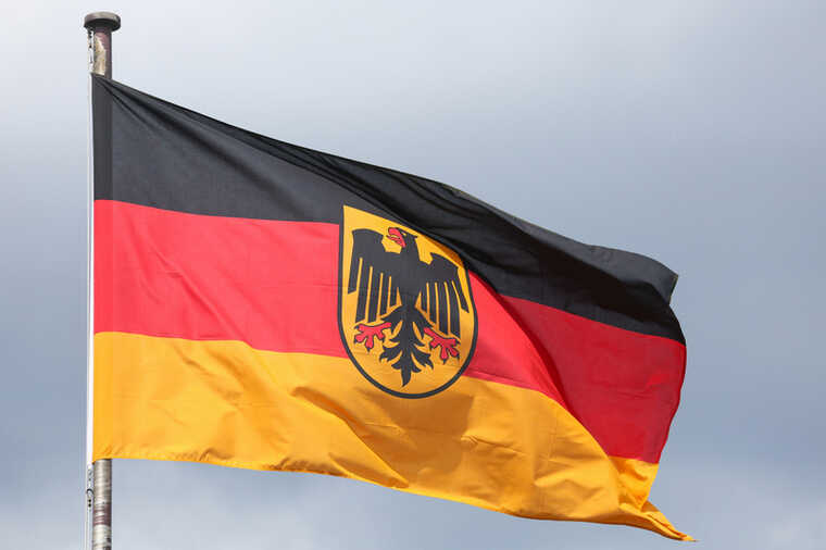 Парламент Германии перенёс рассмотрение закона о военной службе из-за споров внутри коалиции