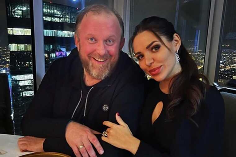 Жена Константина Ивлева объявила о разводе после четырёх лет брака