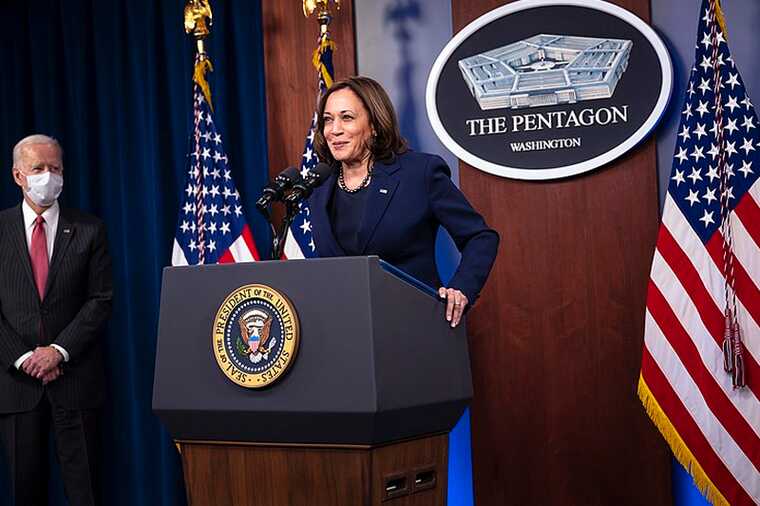 В США демократы призывают к жёсткому контролю над искусственным интеллектом