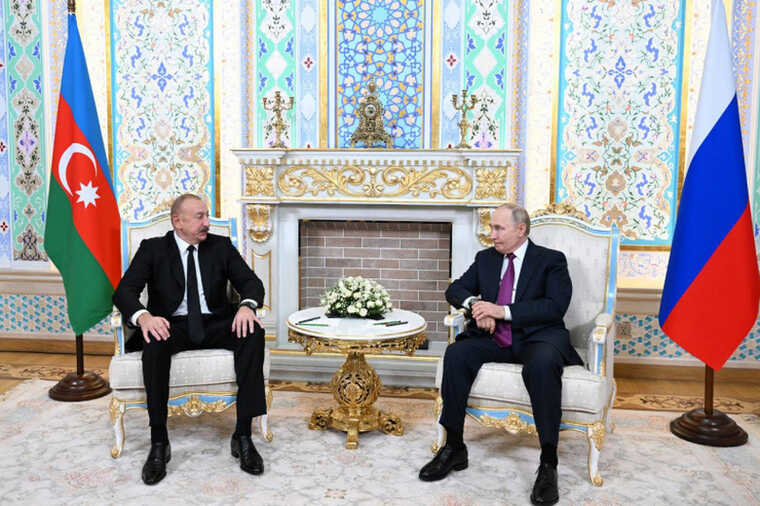 Путин обещает компенсации и правовую оценку работы чиновников после аварии AZAL