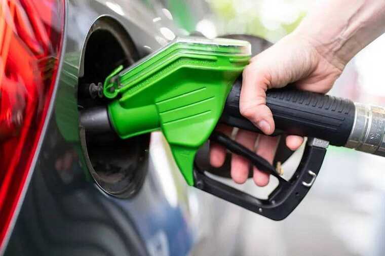 В Германии планируют ограничить рост цен на топливо до одного повышения в день