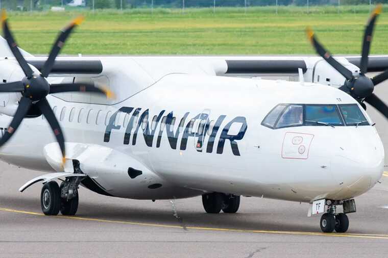 Finnair отменила десятки рейсов из-за проблем с уборкой кресел в салоне