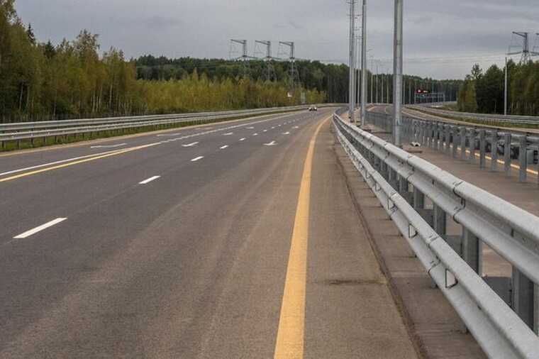 В Воронежской области отец случайно оставил сына на трассе М-4