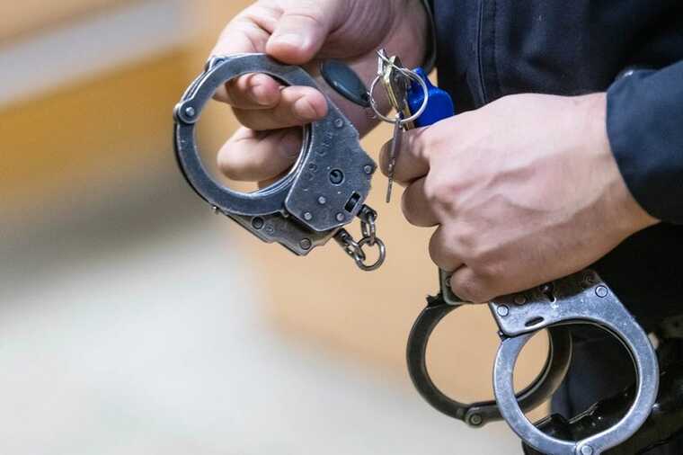 Сотрудник жилищного комитета Башкирии задержан за взятку в несколько сотен тысяч рублей