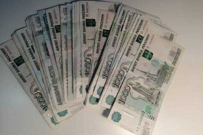 «Миллион — это соблазн»: священник призвал женщин ограничить заработок до 150 тысяч рублей