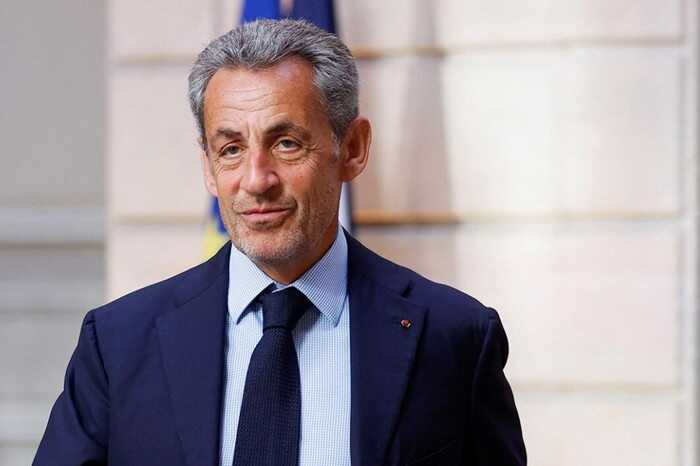 Daily Mail: Саркози сталкивается с издевательствами и ночными беспокойствами в тюрьме La Sante