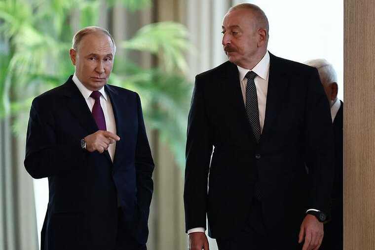 Путин и Алиев провели очередной телефонный разговор о сотрудничестве России и Азербайджана