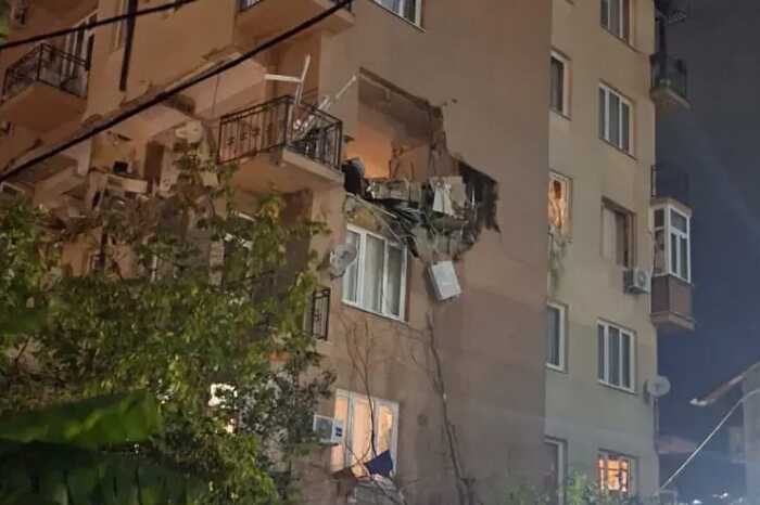 Взрыв в жилой многоэтажке в Сочи: есть погибший и пострадавшие