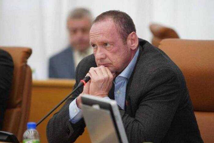 Дюков лишён мандата после проверки прокуратуры — депутат заявил о «расправе за правду»