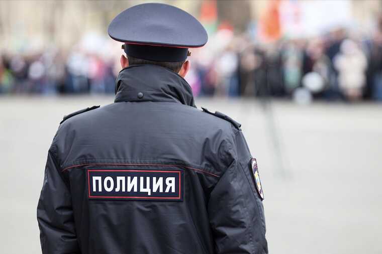 Москвичка подверглась онлайн-террору после публикации торта «с приколом»