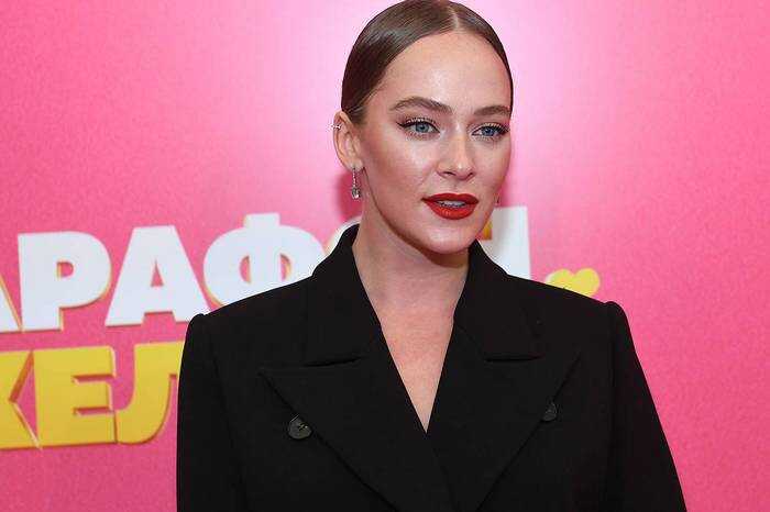 Суд продлил ограничения для актрисы Аглаи Тарасовой по делу о ввозе наркотиков