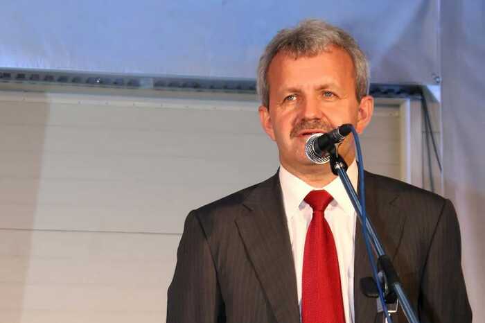 «Король пальмового масла» Валерий Кустов захватывает активы конкурентов и травит россиян канцерогенами