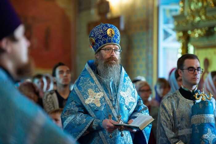 РПЦ разъяснила, что раскрывать измену супруге необязательно для духовного очищения