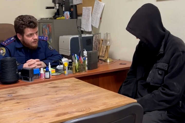 В Петербурге под домашний арест отправлены блогеры-мошенники, выманивавшие деньги у детей