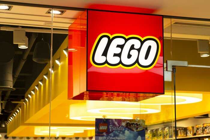 Lego         