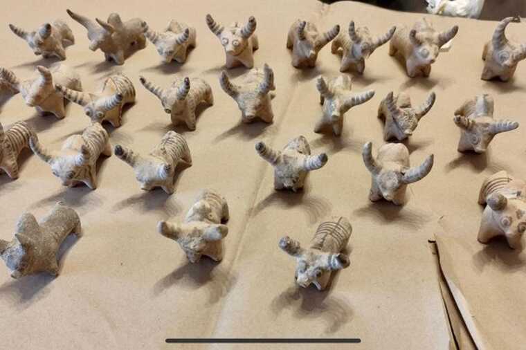 Pakistan has recovered antique artifacts that were smuggled to Italy