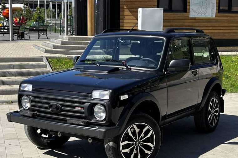          Lada Niva Sport
